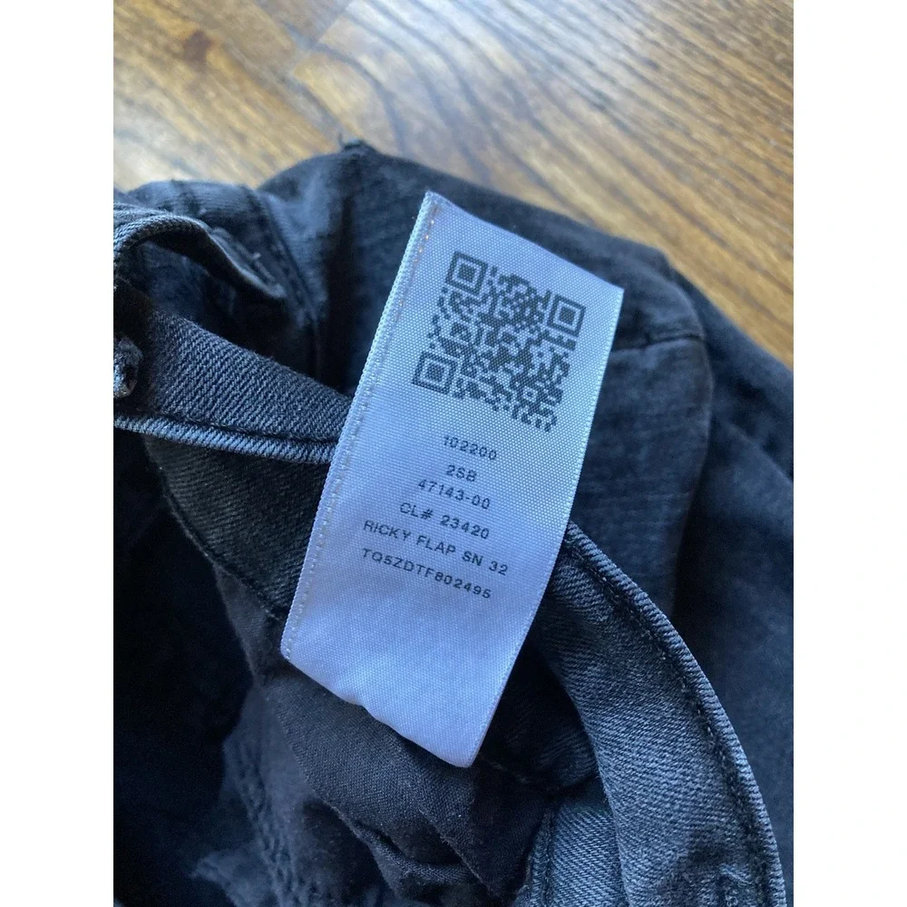 True Religion Jeans Mens 36x30 Black Ricky Relaxed Straight Pocket Flap Stretch - Picture 10 of 13